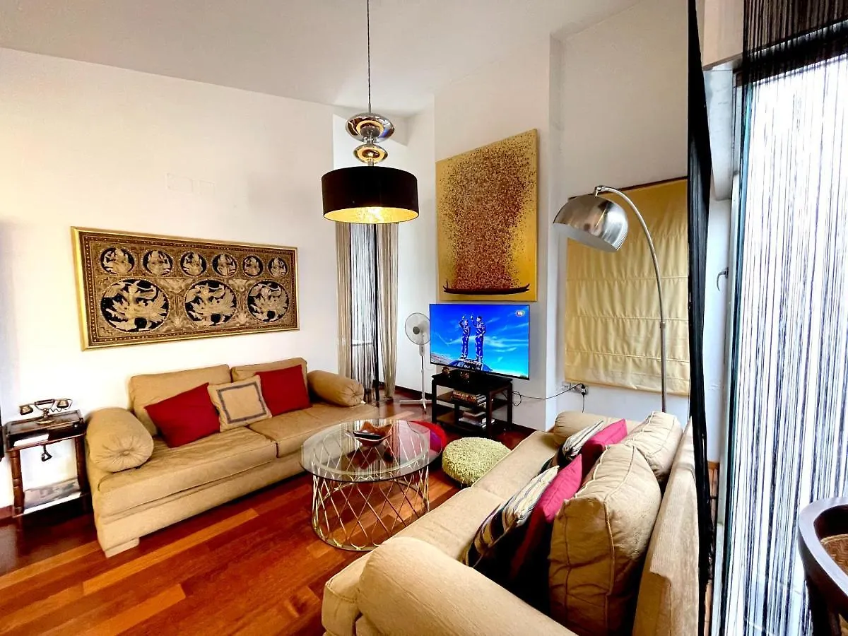 Apartman Atico En Plaza De La Constitucion 3 Bedrooms Málaga