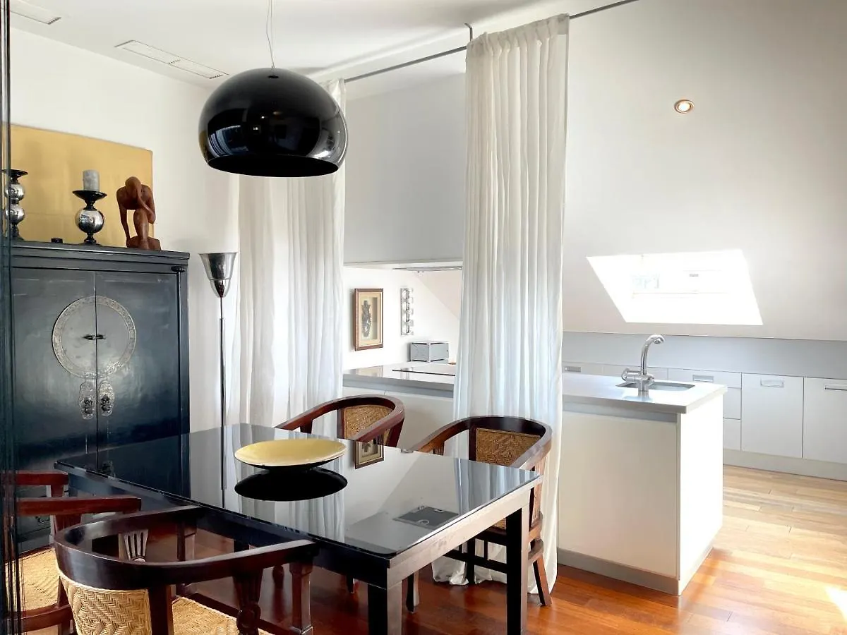 Atico En Plaza De La Constitucion 3 Bedrooms Malaga 0*,