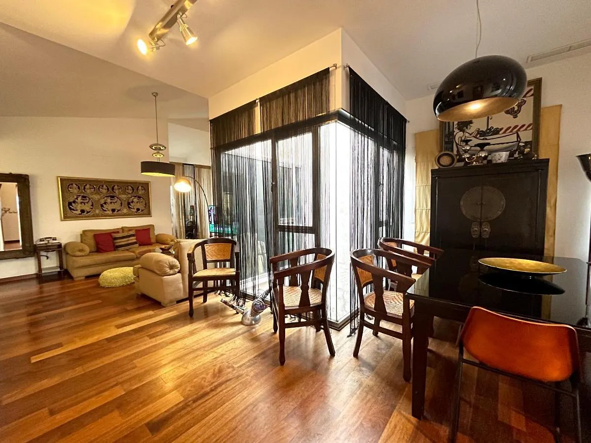 Atico En Plaza De La Constitucion 3 Bedrooms Malaga Apartment