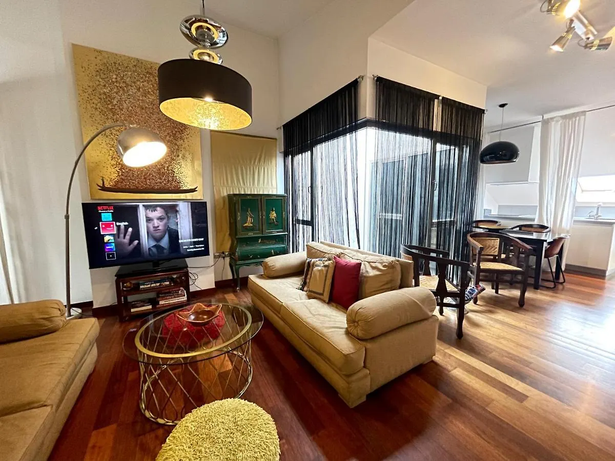 Atico En Plaza De La Constitucion 3 Bedrooms Malaga 0*,  Spain
