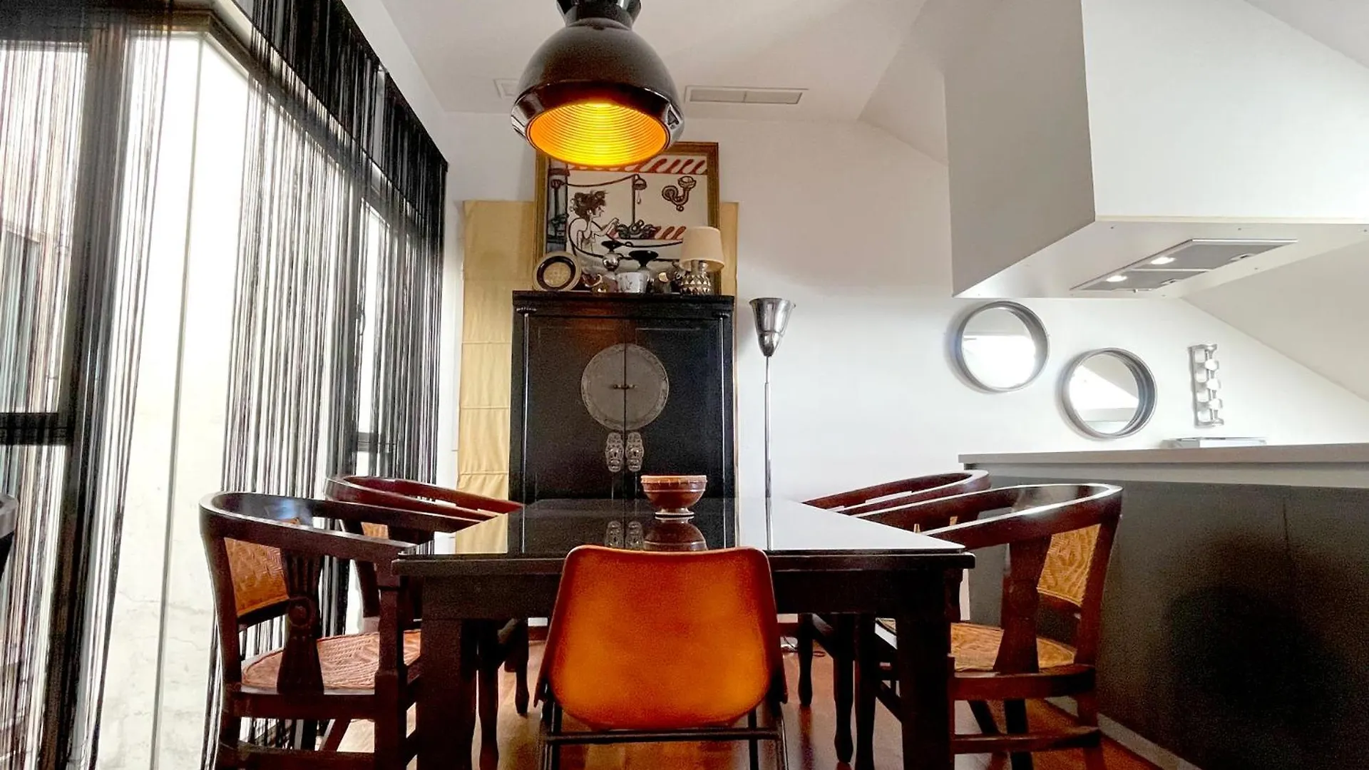 Atico En Plaza De La Constitucion 3 Bedrooms Málaga Spanyolország