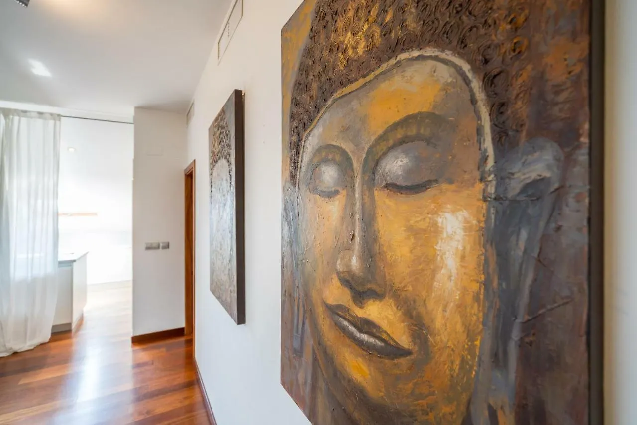 Atico En Plaza De La Constitucion 3 Bedrooms Málaga 0*,  Spanyolország