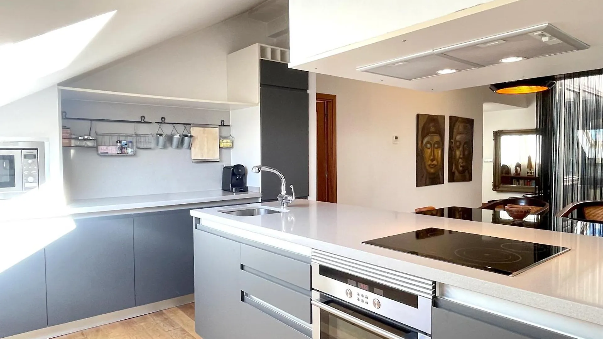 Atico En Plaza De La Constitucion 3 Bedrooms 말라가